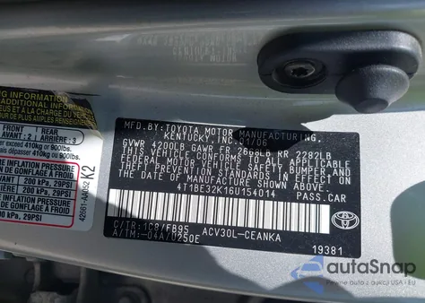 2006 Toyota Camry Le z USA, uszkodzony, nr VIN 4T1BE32K16U154014